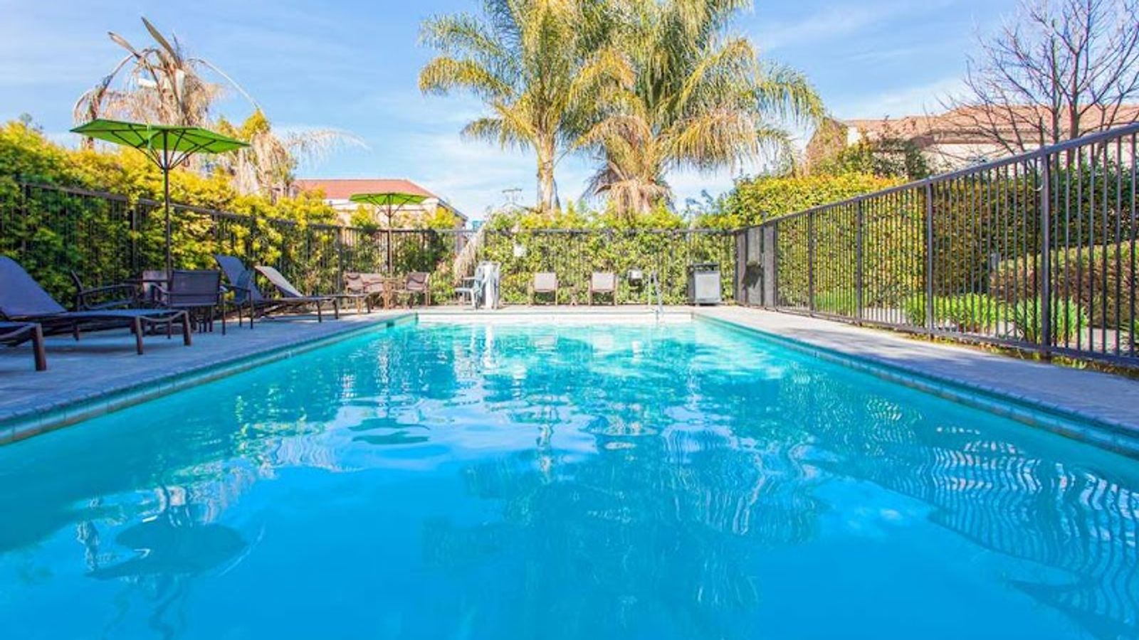 Photo of Hampton Inn & Suites Merced