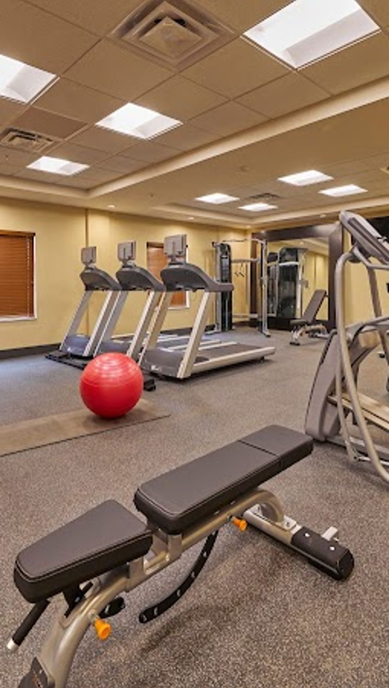 Photo of Hampton Inn & Suites Roseburg