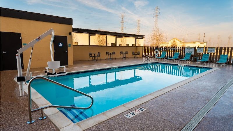 Photo of Home2 Suites by Hilton Bakersfield