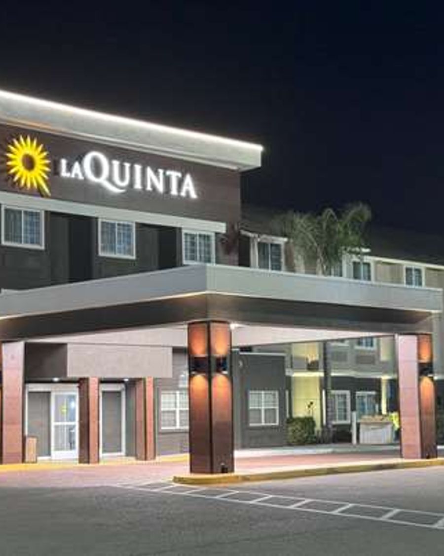 La Quinta Inn & Suites by Wyndham Tulare