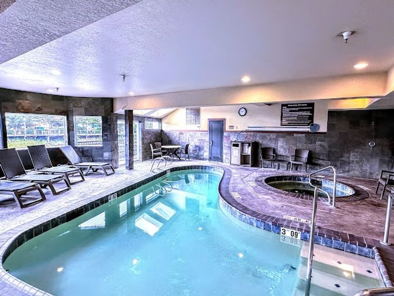 Photo of The Kathryn Riverfront Inn, Ascend Hotel Collection