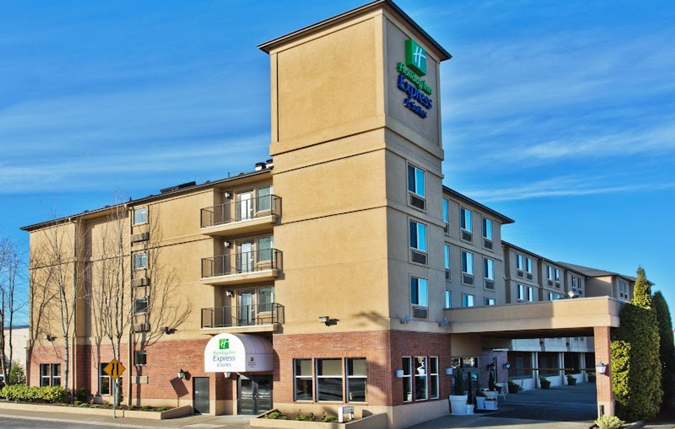 Holiday Inn Express & Suites Portland-NW Downtown, an IHG Hotel