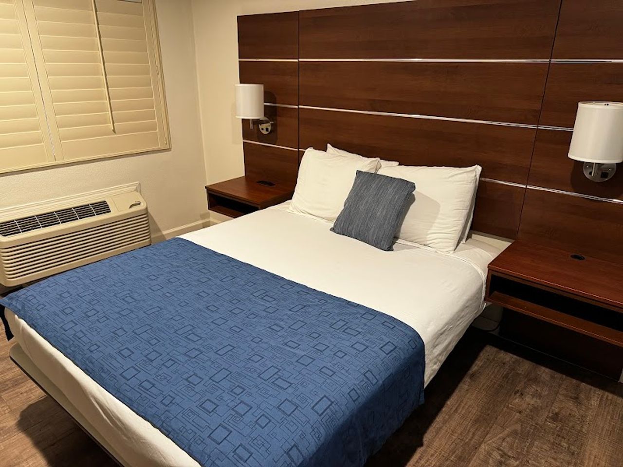 Photo of Sterling Inn