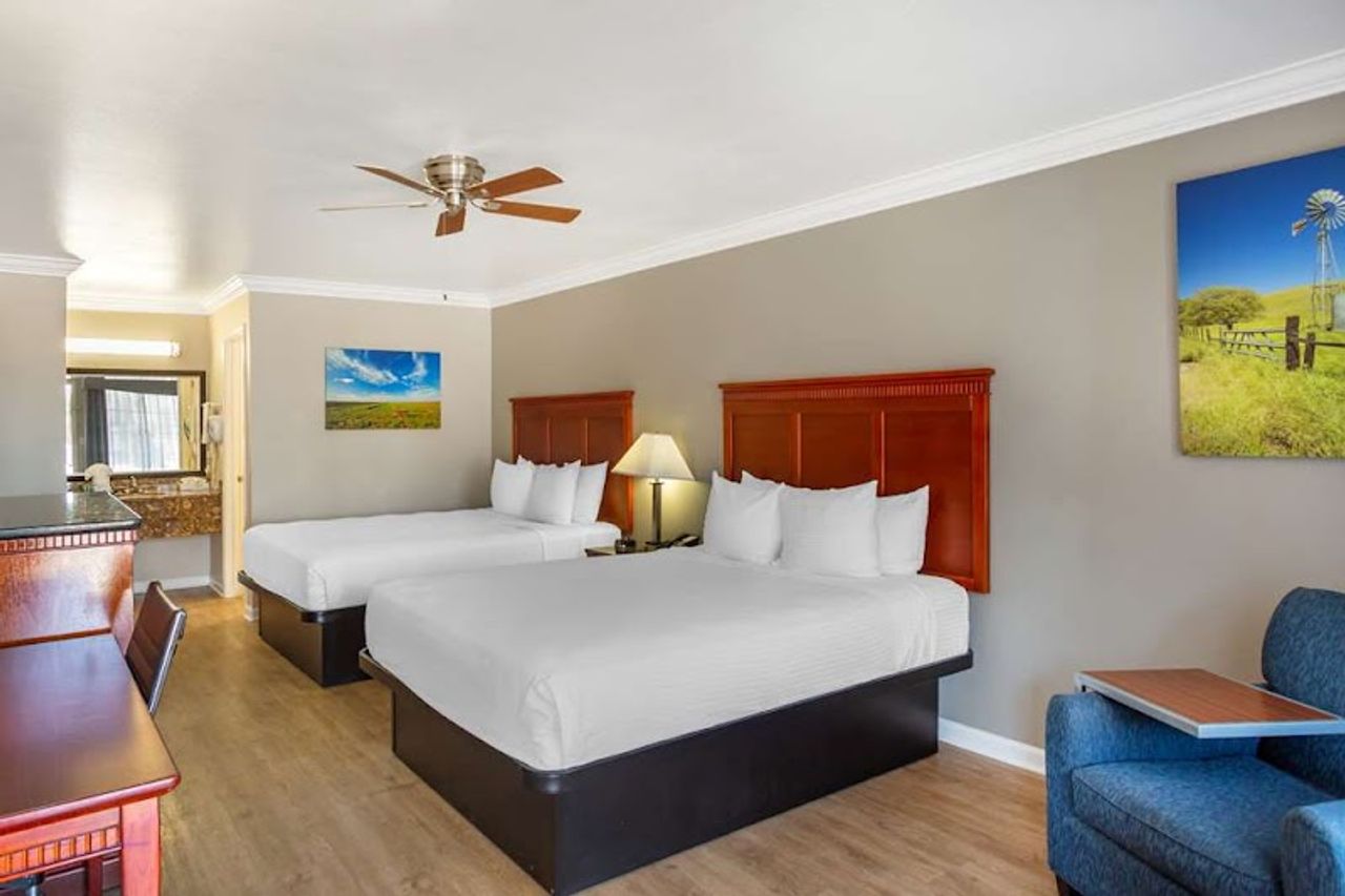 Photo of Best Western Heritage Inn