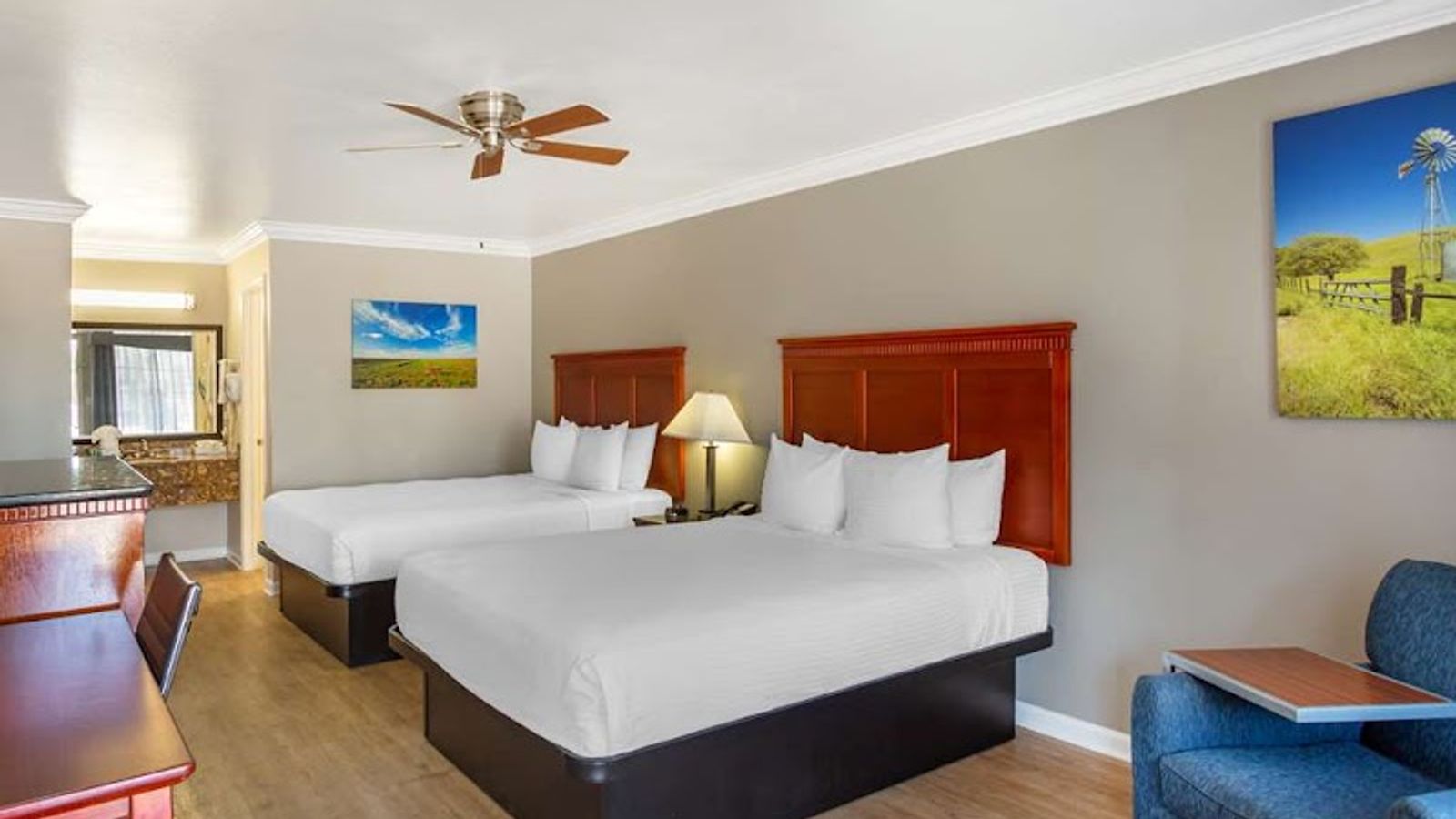 Photo of Best Western Heritage Inn