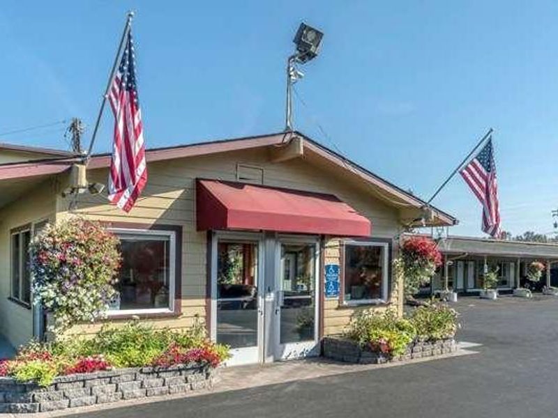 Rodeway Inn Medford South I-5