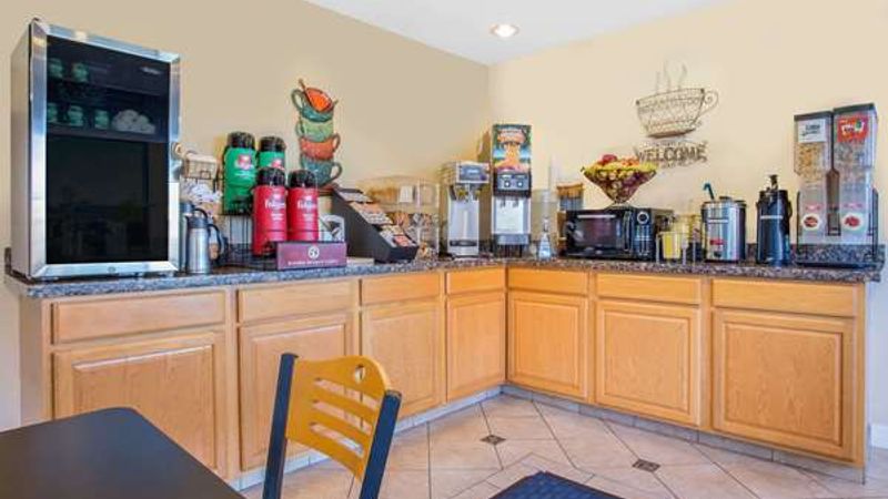 Photo of Days Inn by Wyndham Modesto