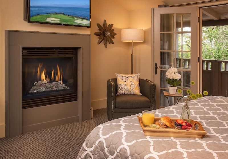 Photo of Carmel Country Inn - Luxury King Studio