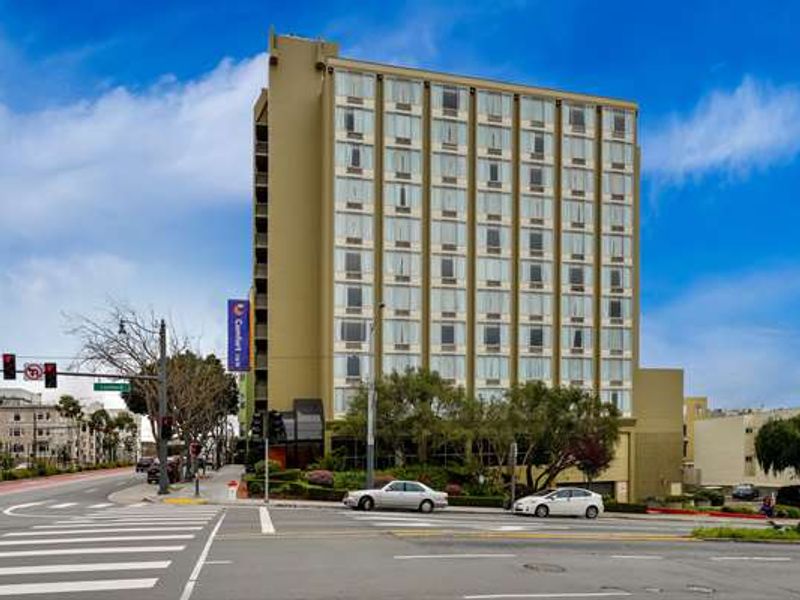 Comfort Inn By the Bay