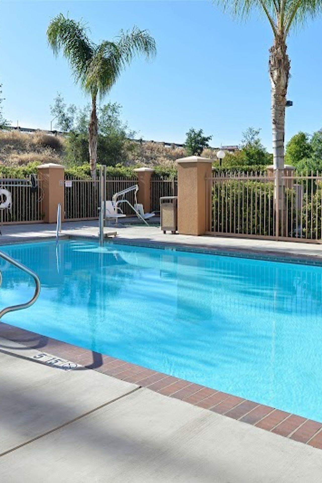 Photo of Holiday Inn Express & Suites Fresno (River Park) Hwy 41, an IHG Hotel