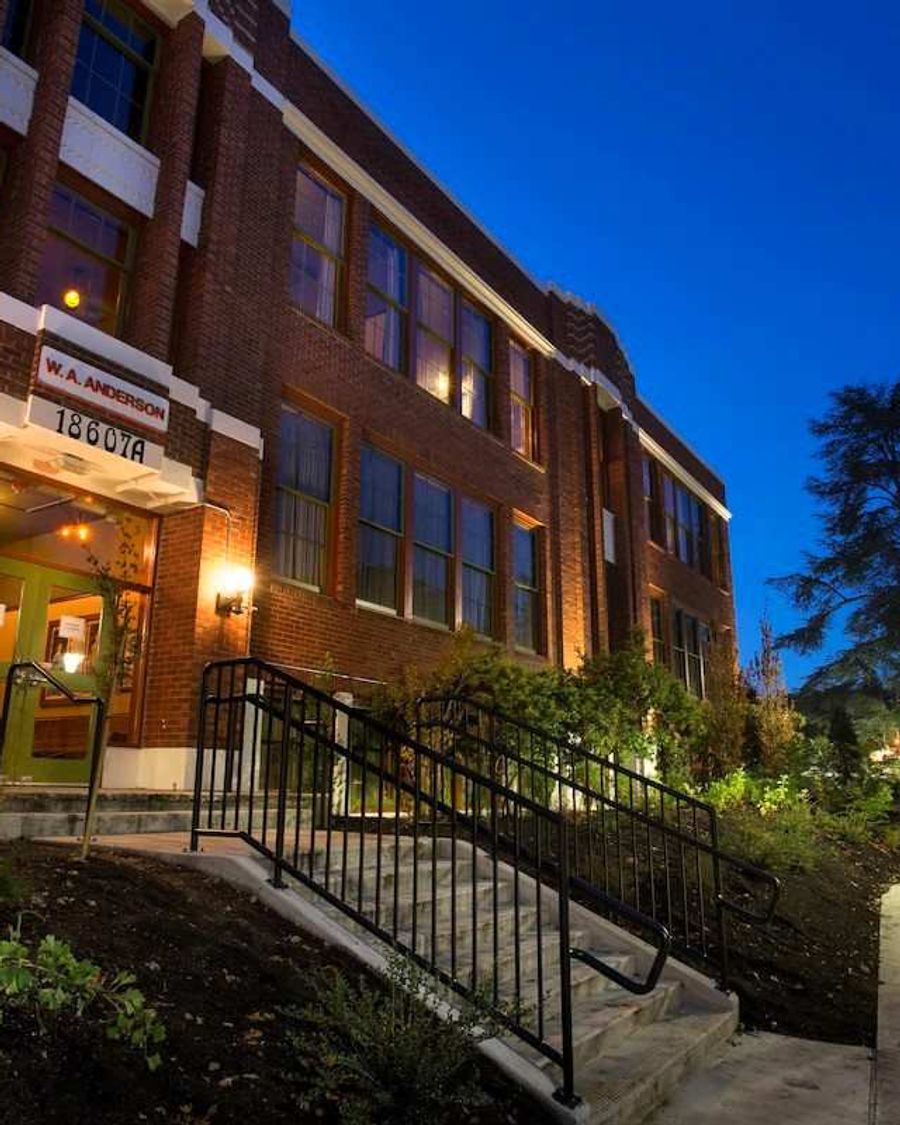 McMenamins Anderson School