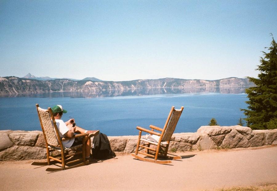 Lakefront Retreats in Oregon with Breakfast Included