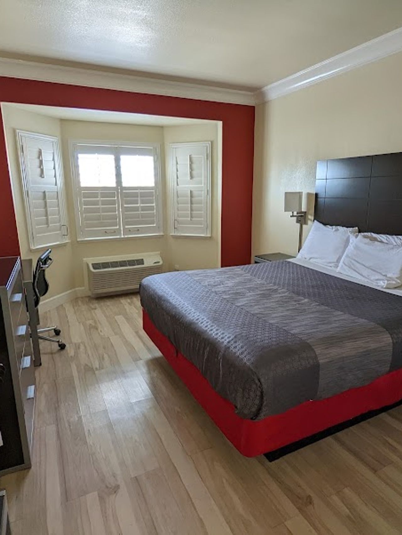 Photo of Gateway Inn & Suites San Francisco (SFO) Airport