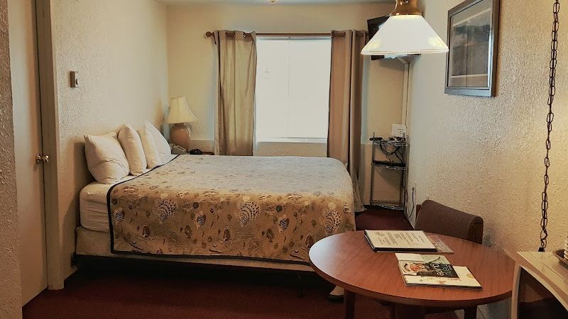 Photo of Seaside Hillcrest Inn and Hillcrest House