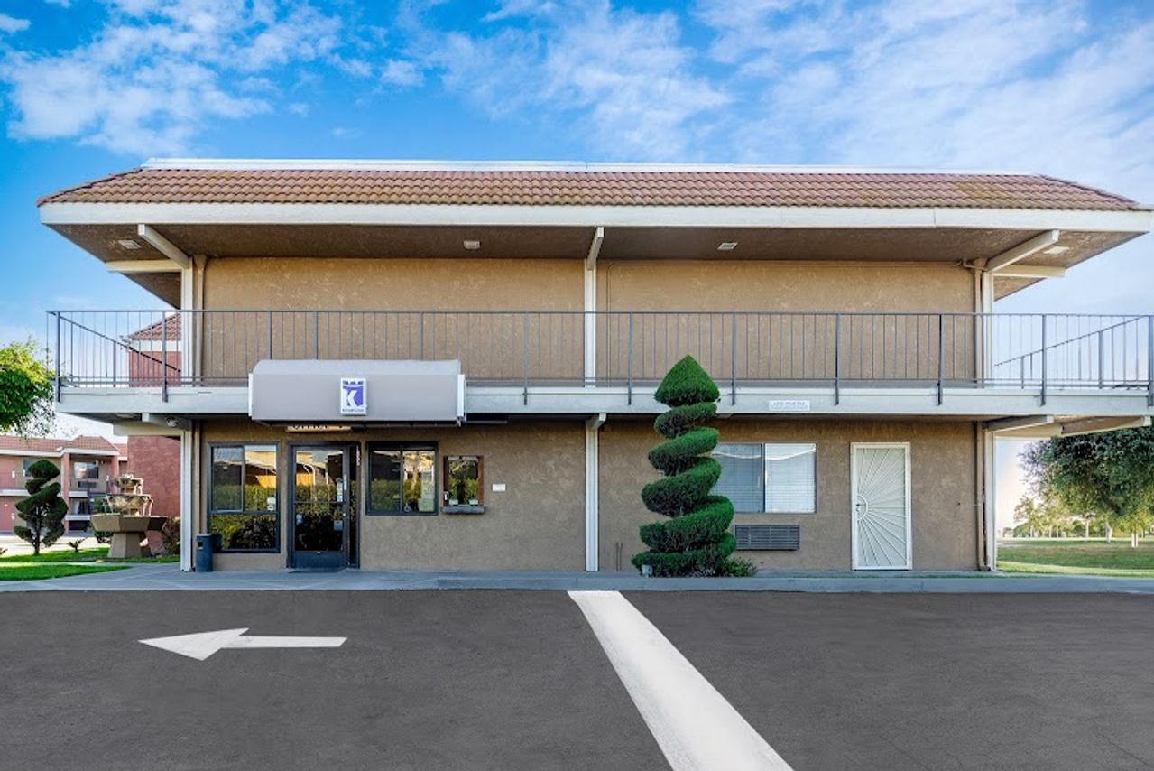 Photo of Knights Inn Madera