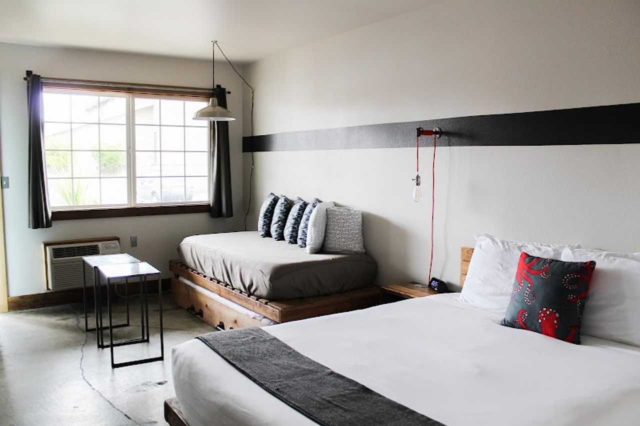 Photo of Ashore Hotel