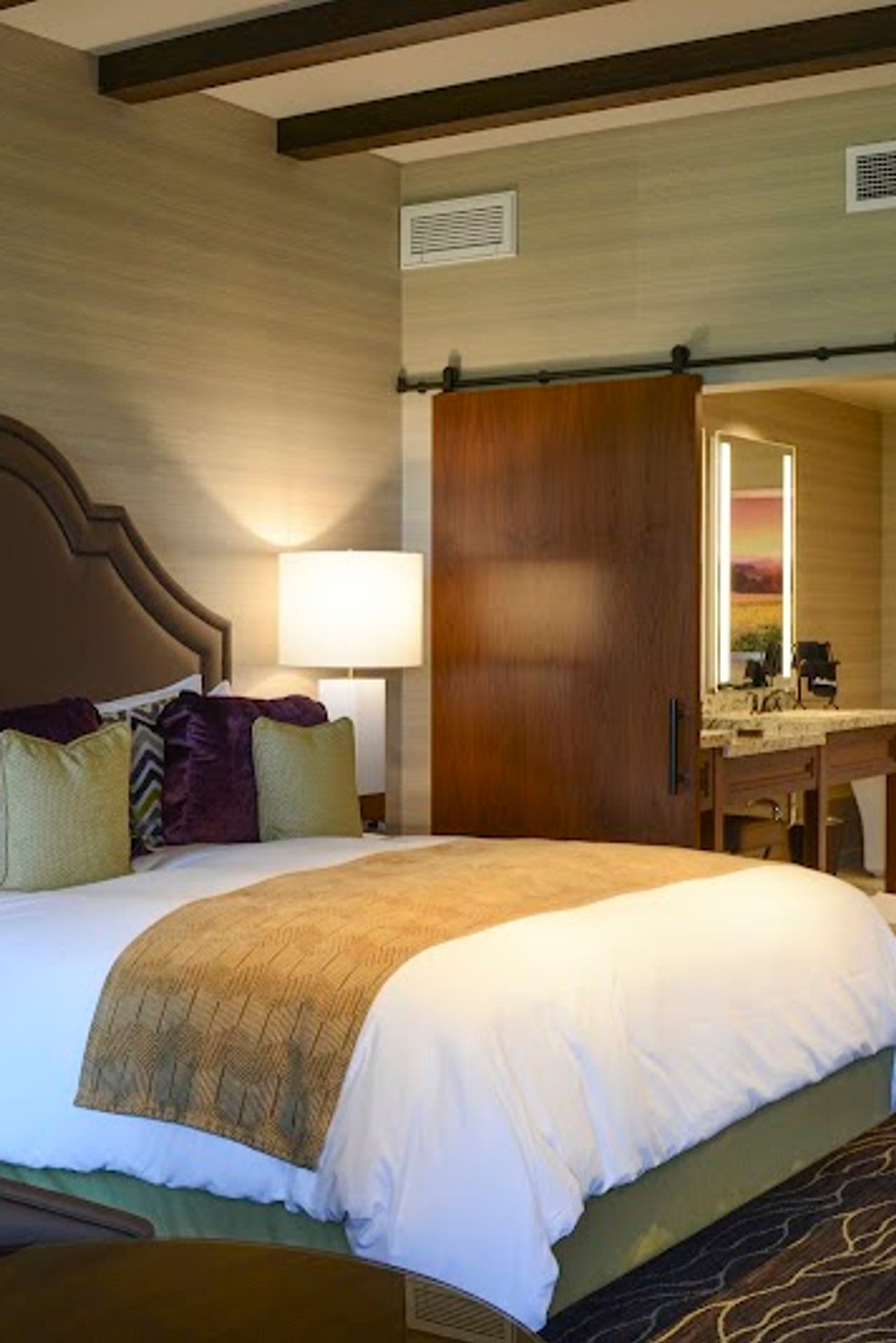 Photo of Vinarosa Resort & Spa - Vintners Suite, California King Bed, Tub, Walk-in Showers