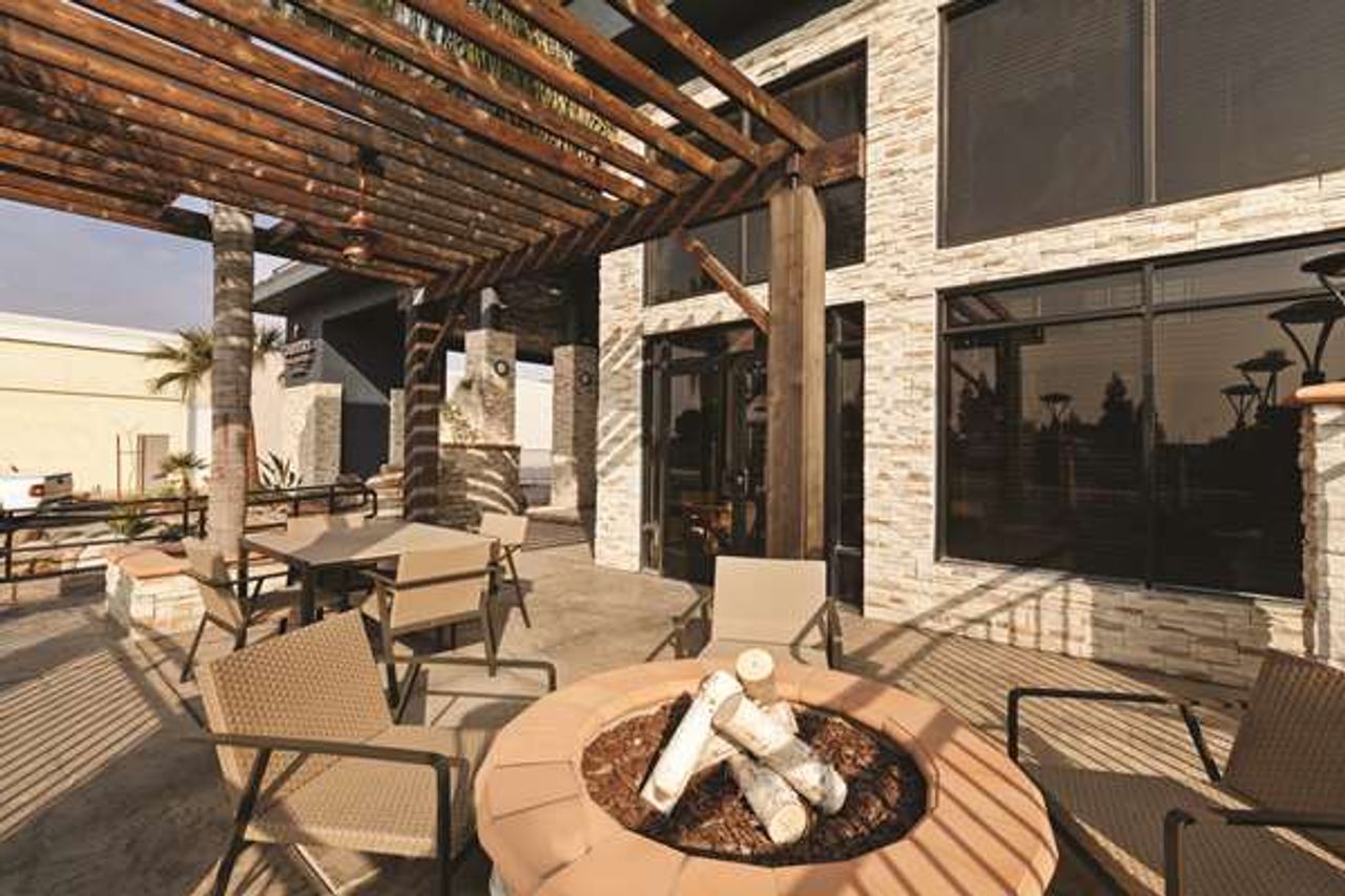 Photo of Country Inn & Suites by Radisson, Bakersfield, CA