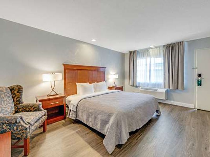 Photo of Quality Inn Santa Cruz Downtown Area