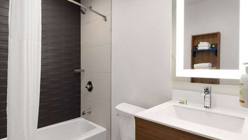 Photo of Microtel Inn & Suites by Wyndham Tracy