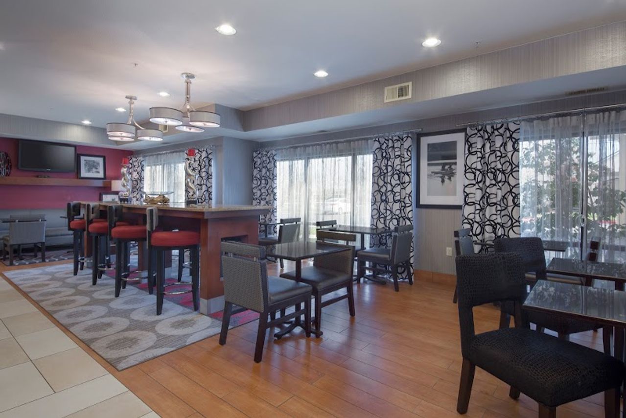 Photo of Hampton Inn Tracy