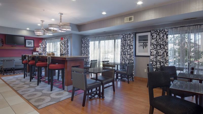 Photo of Hampton Inn Tracy