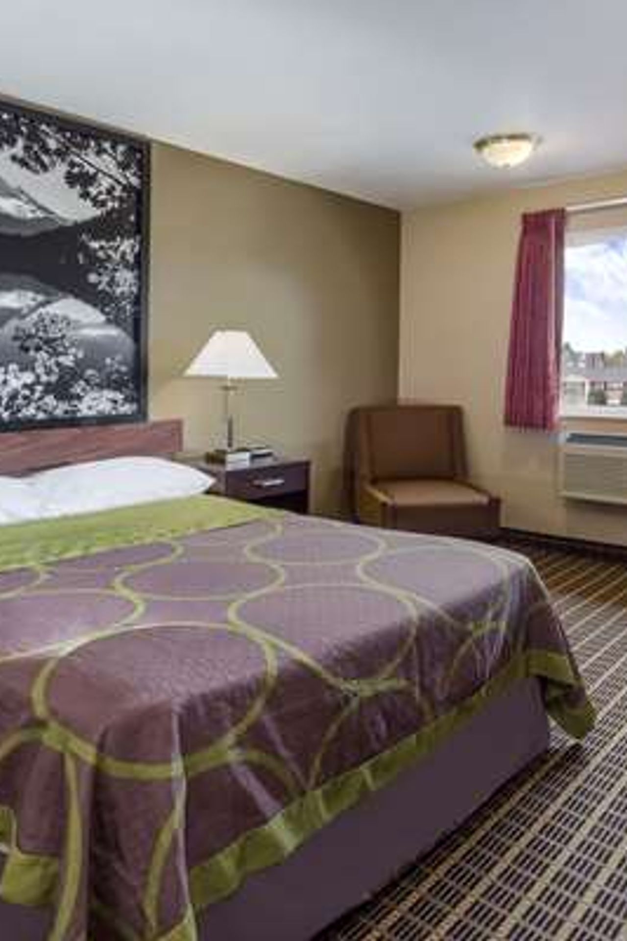Photo of Super 8 by Wyndham Corvallis