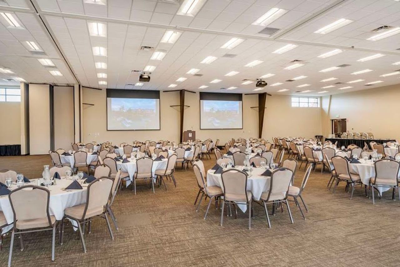 Photo of Best Western Premier Boulder Falls Inn