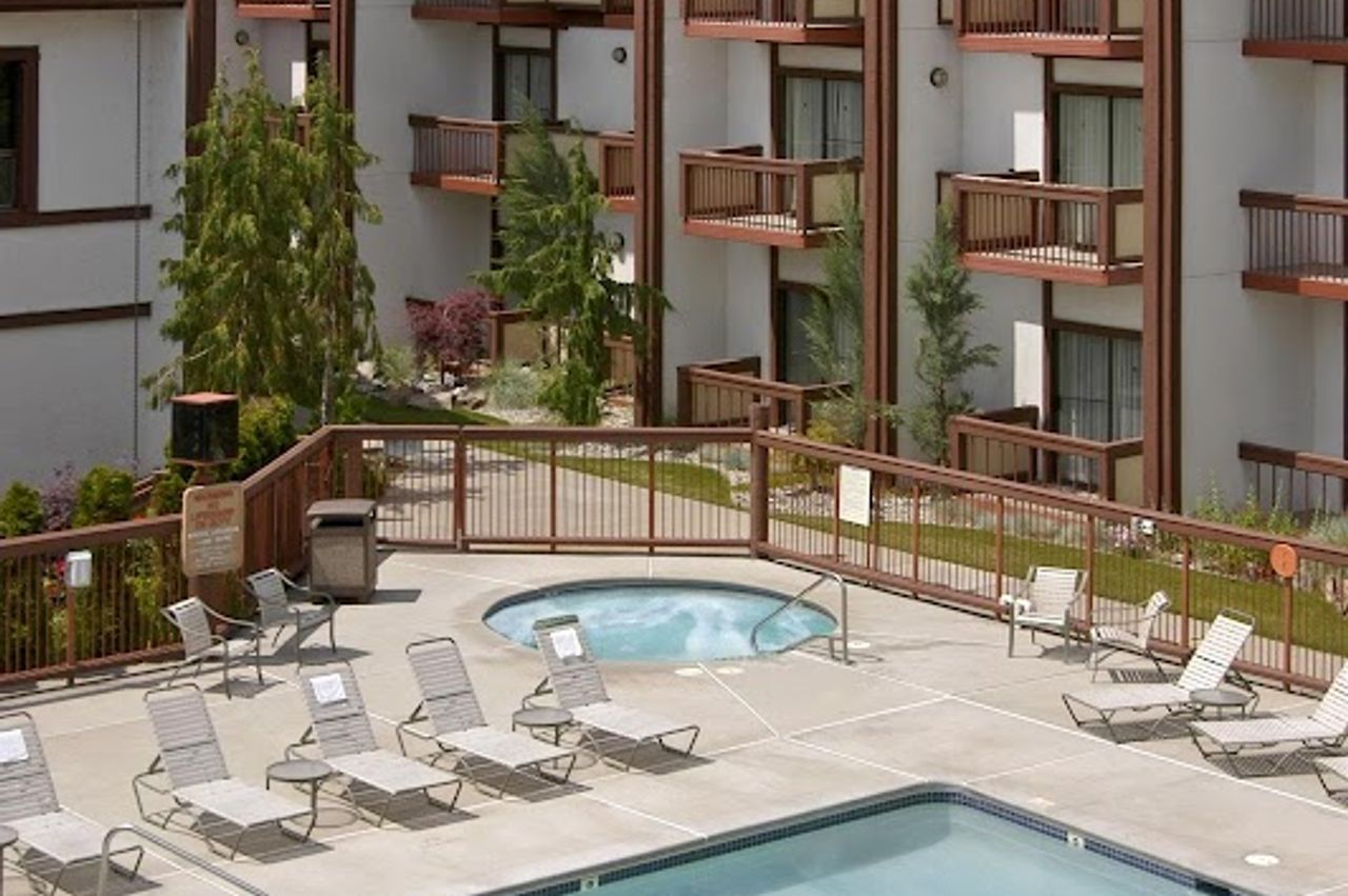 Photo of Red Lion Hotel Wenatchee City Center