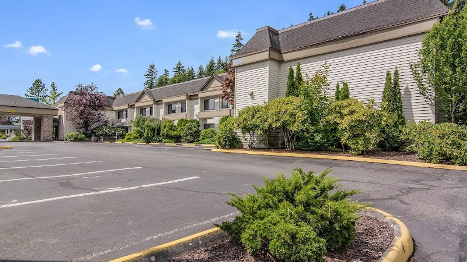 Photo of GuestHouse Poulsbo