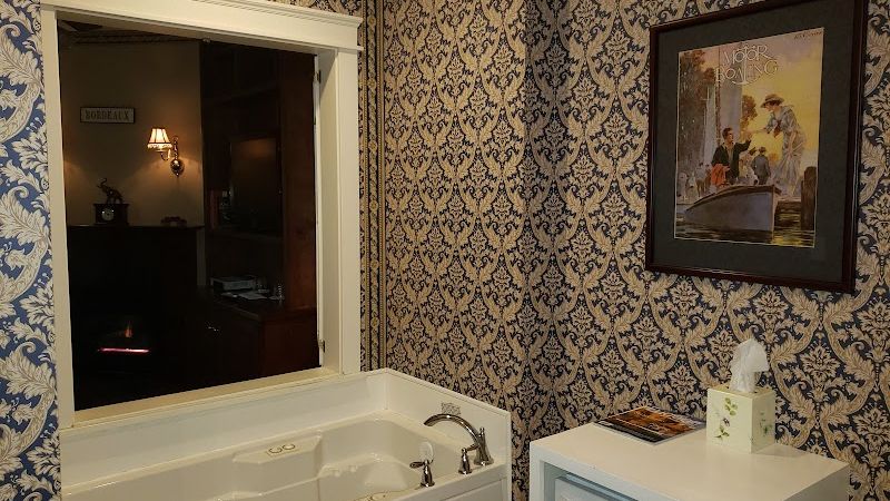 Photo of The Campbell House Inn - Private whirlpool tub