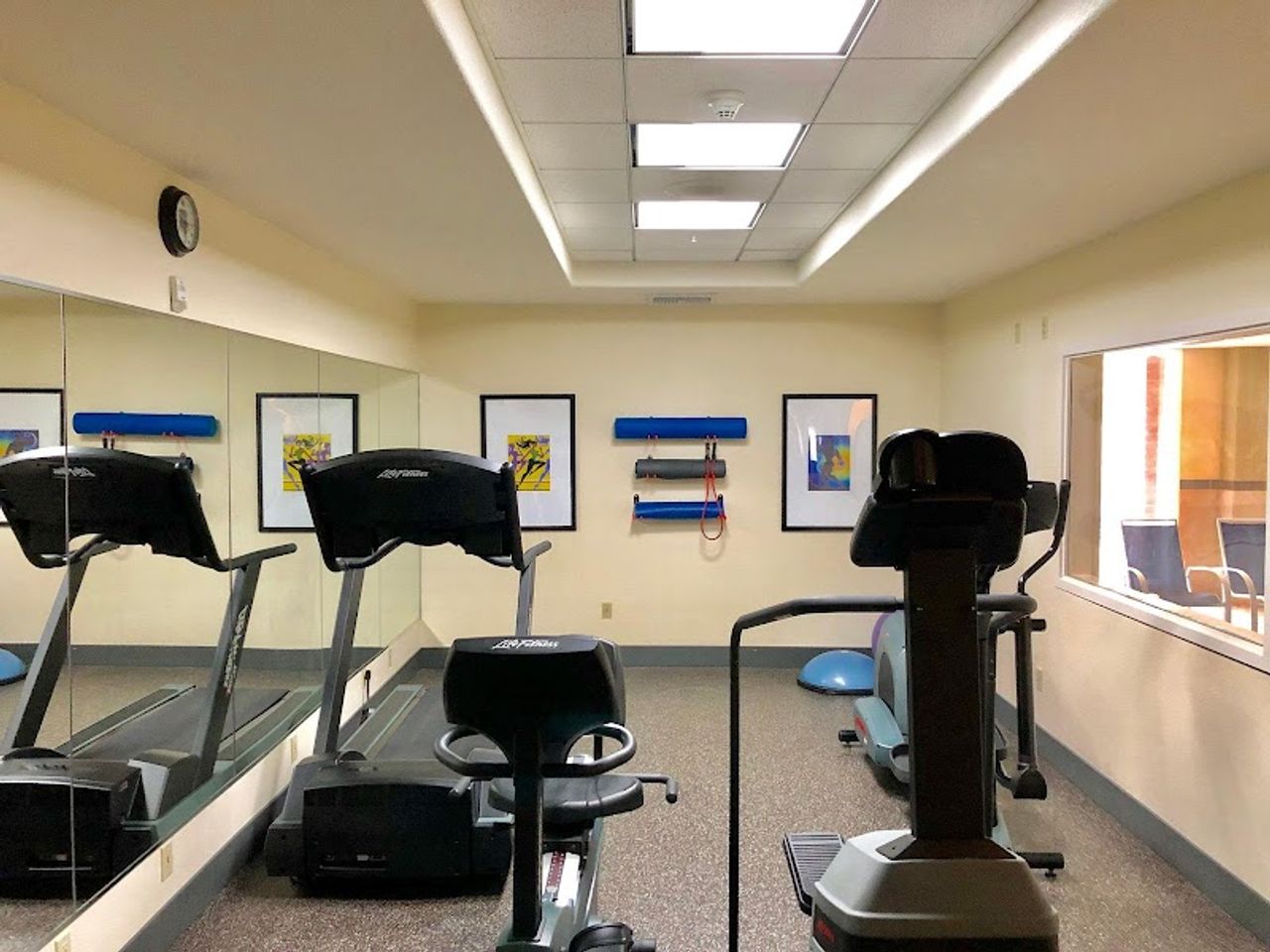 Photo of Holiday Inn Express & Suites Vacaville, an IHG Hotel