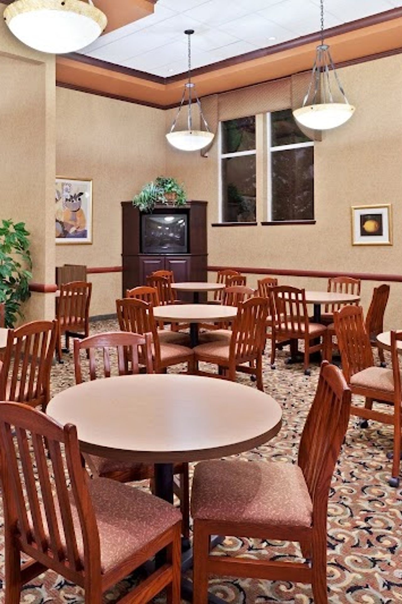 Photo of Holiday Inn Express & Suites Portland-NW Downtown, an IHG Hotel