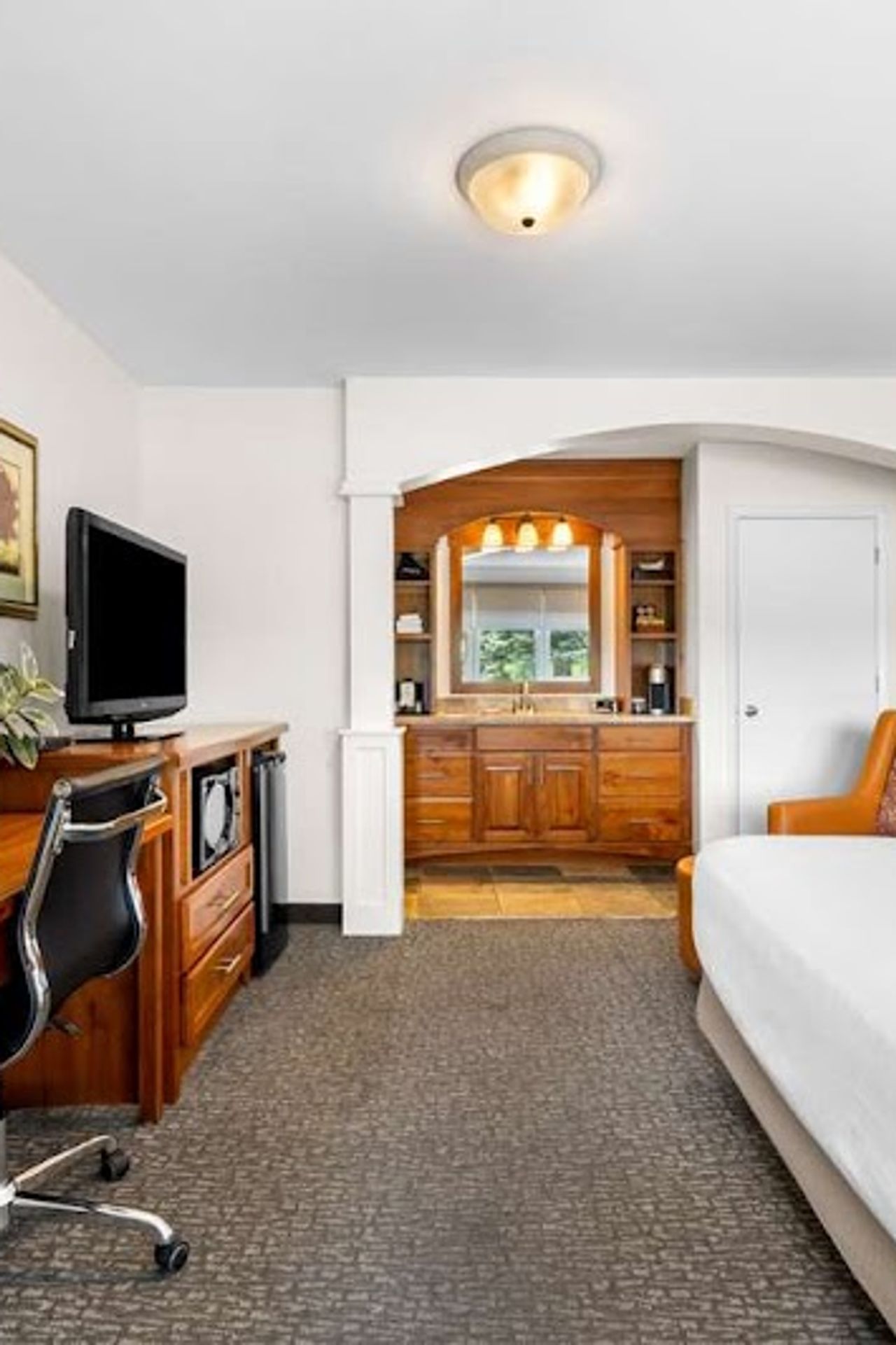 Photo of Best Western Driftwood Inn