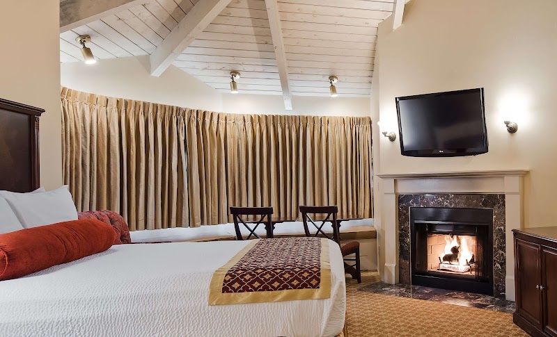 Photo of Victorian Inn - Premier Accommodations