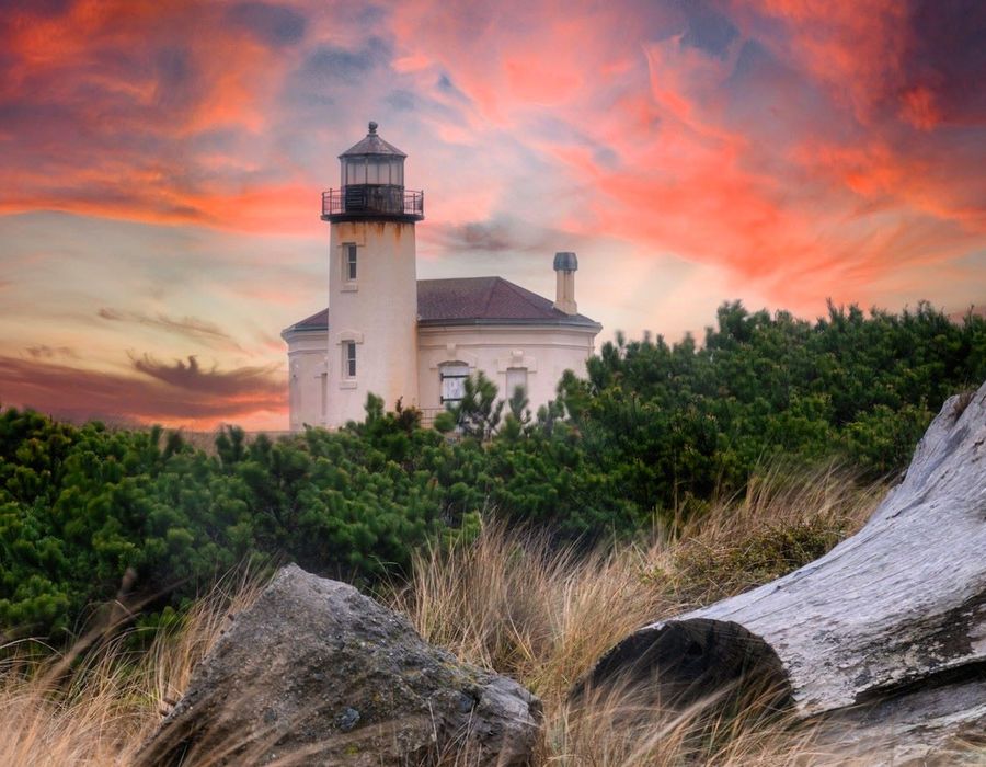Sunset at Coquille River Lighthouse, Bullards Beach Road, Bandon, OR, USA