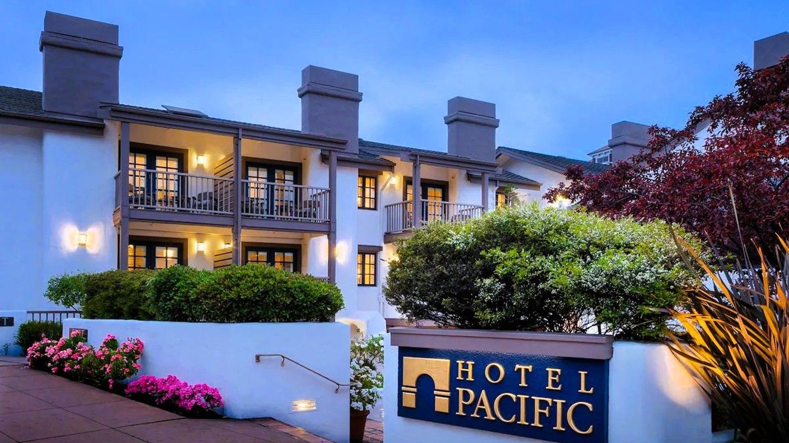 Hotel Pacific - Exterior, Property Entrance