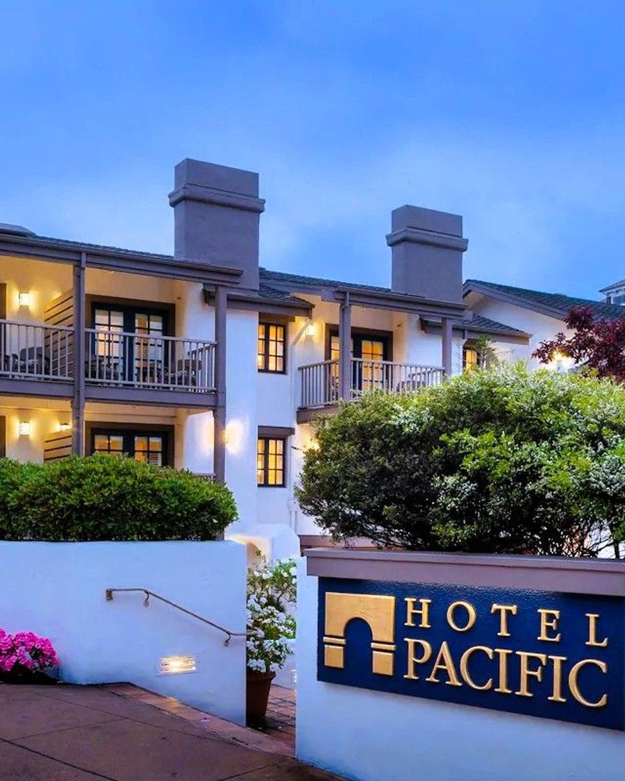 Hotel Pacific