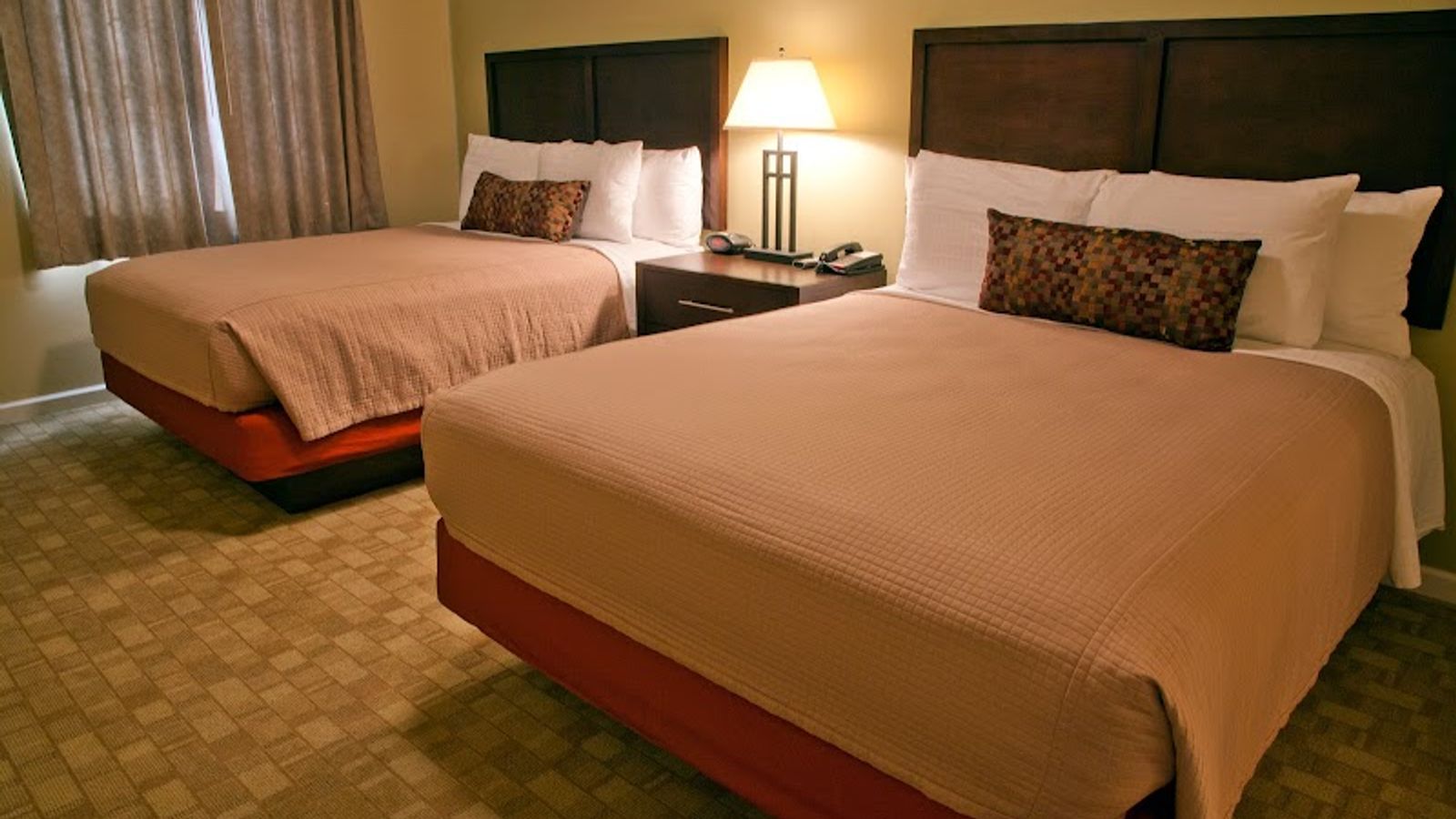 Photo of Ledgestone Hotel Yakima