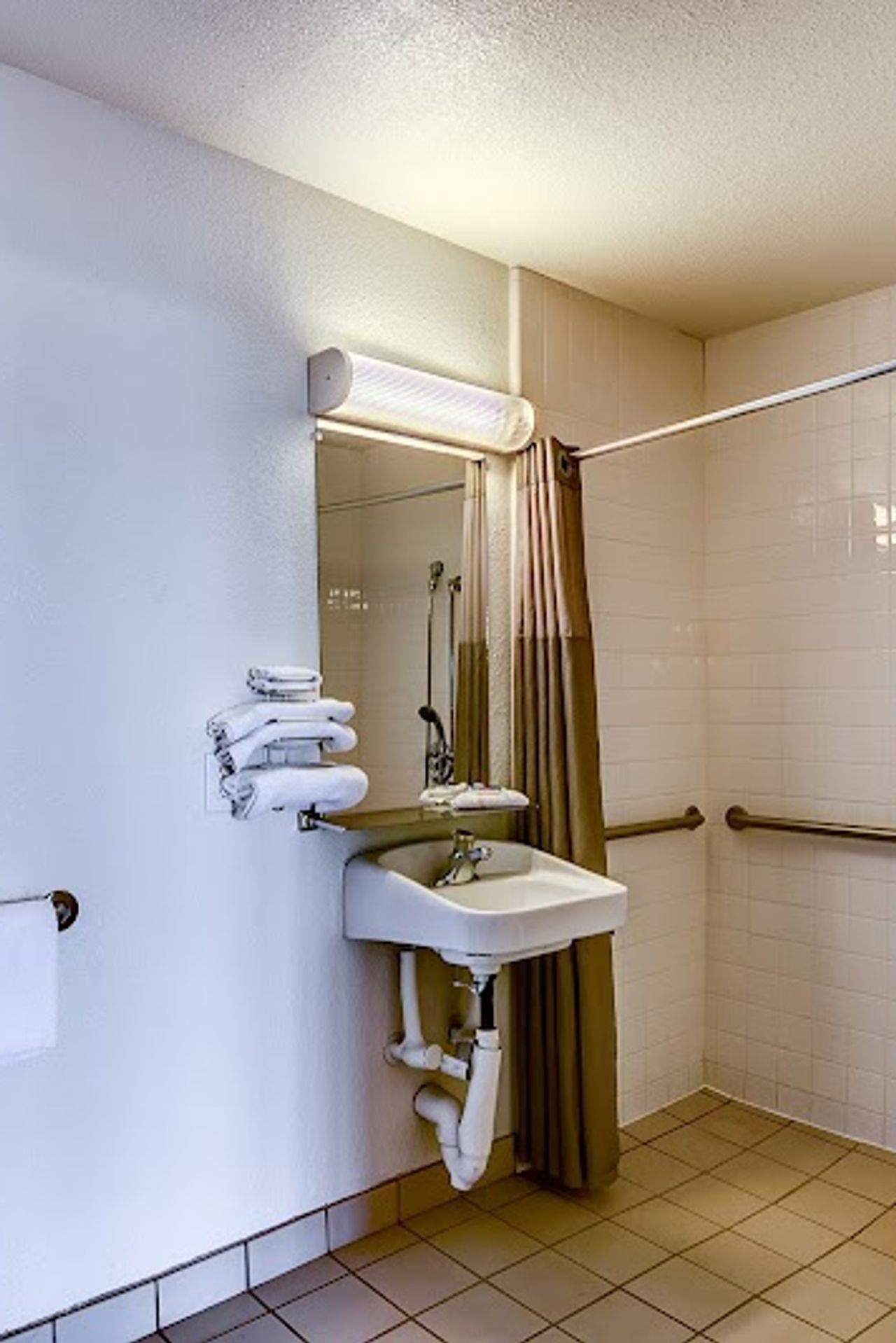 Photo of Motel 6 Stockton, CA - Charter Way West
