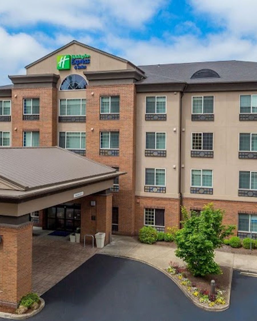 Holiday Inn Express & Suites Eugene Downtown - University, an IHG Hotel