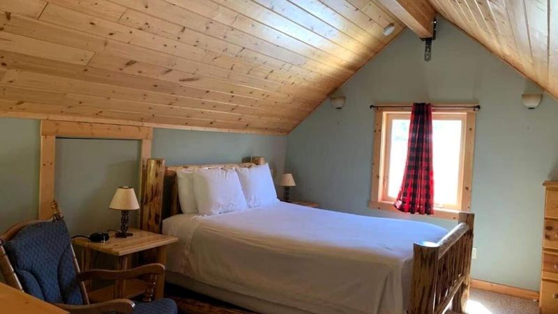 Methow River Lodge and Cabins - Deluxe Cabin