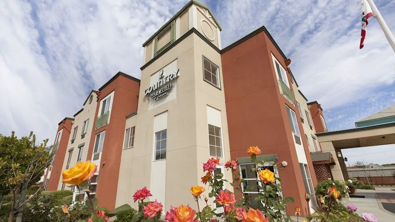 Photo of Country Inn & Suites by Radisson, San Carlos, CA