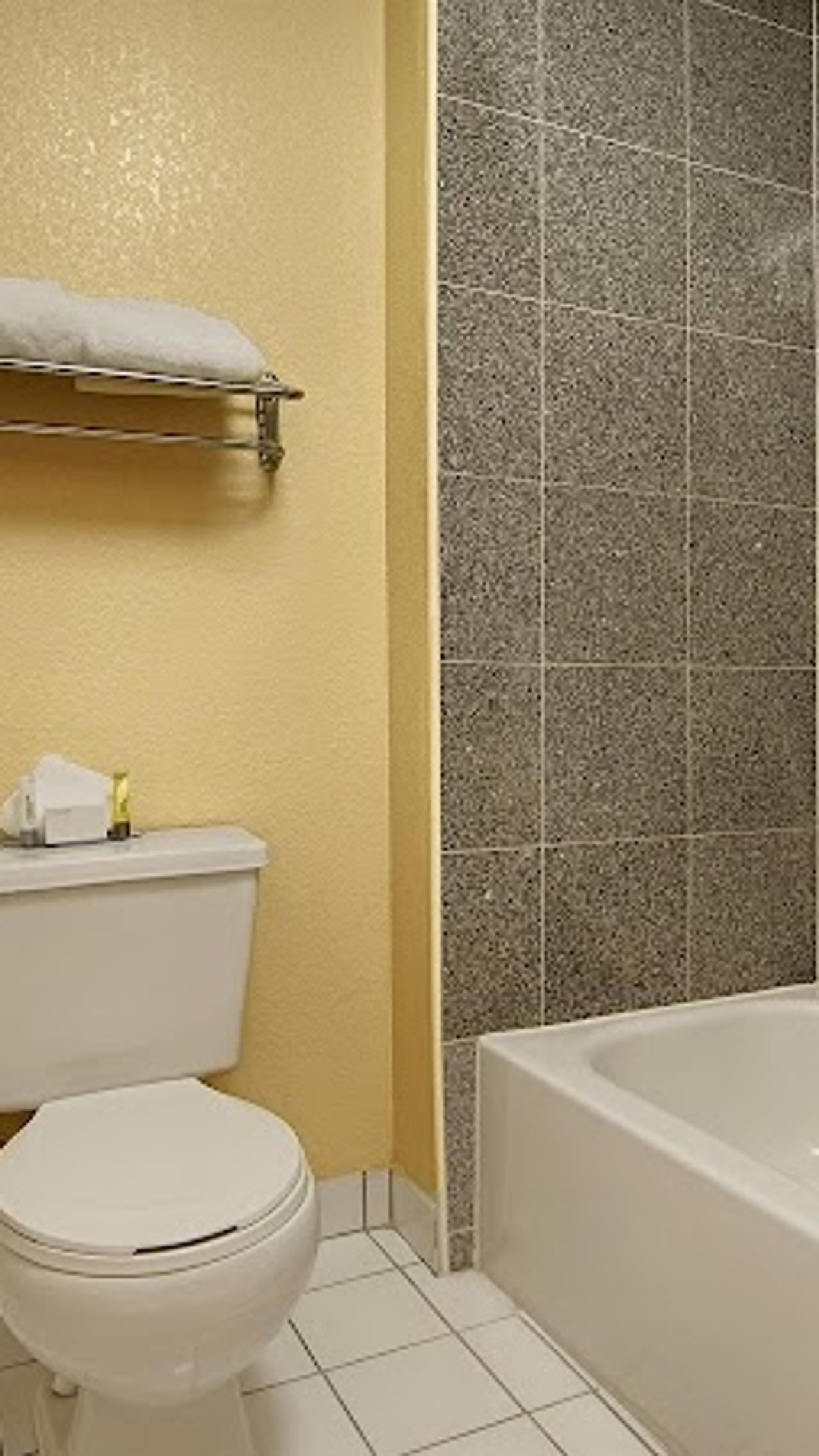 Photo of Best Western Orchard Inn