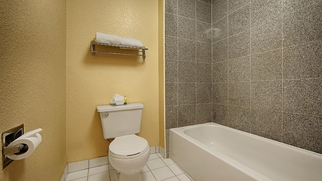 Photo of Best Western Orchard Inn