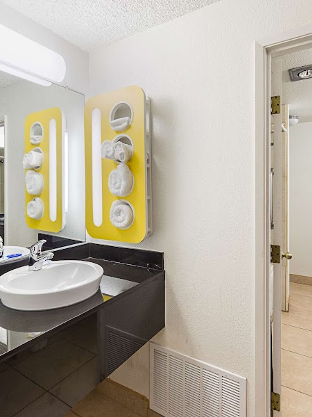 Photo of Motel 6 Gold Beach, OR