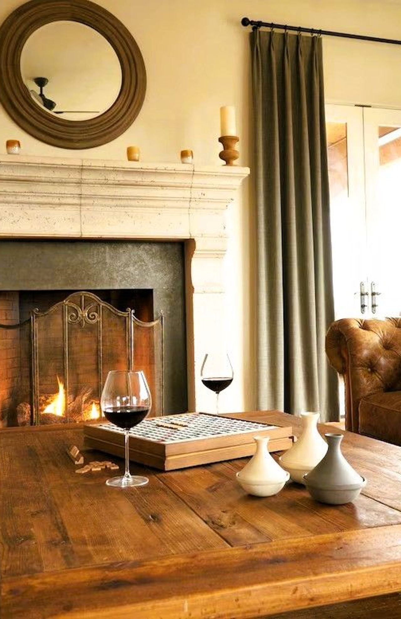 Photo of Black Walnut Inn & Vineyard - Lobby, Fireplace