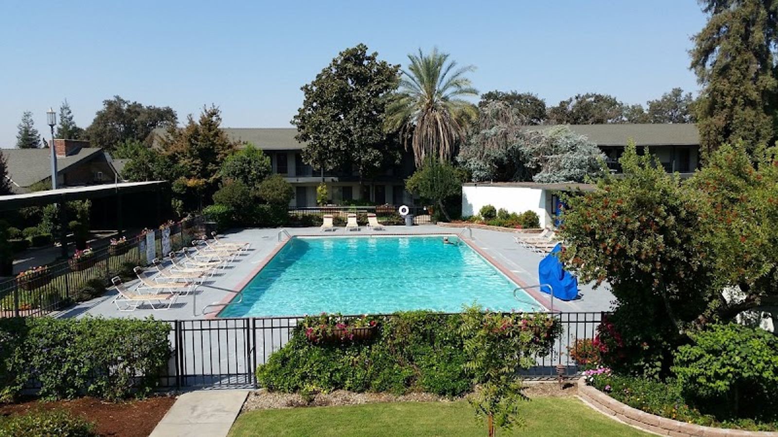 Photo of Lamp Liter Inn