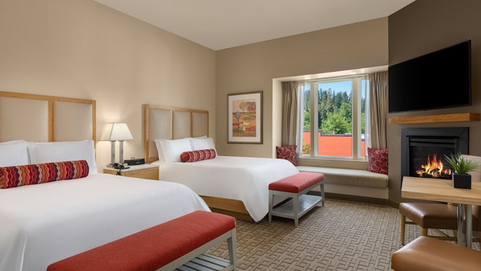 Photo of Inn at the 5th Eugene - Room, 2 Queen beds, Fireplace