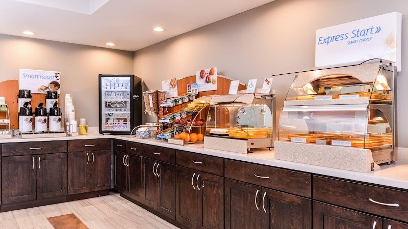 Photo of Holiday Inn Express & Suites Lacey - Olympia, an IHG Hotel